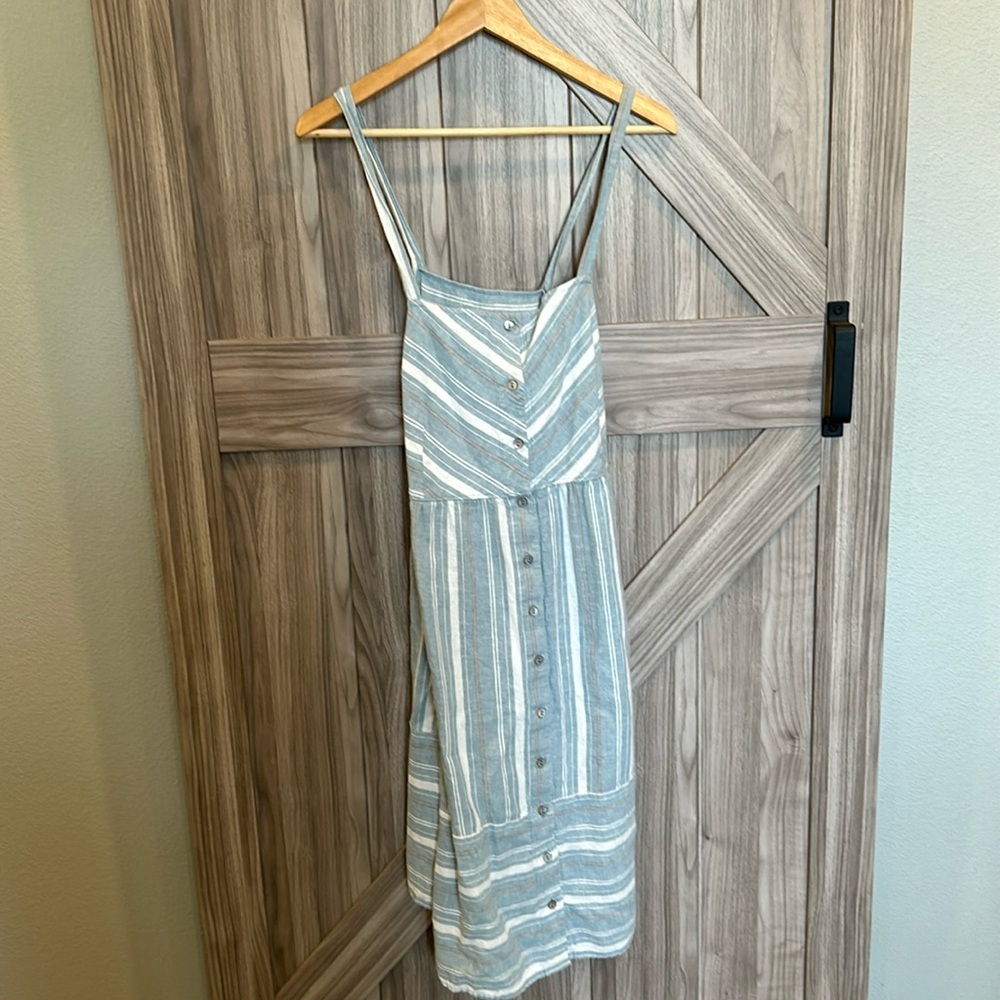 Women’s Universal Thread apron dress with pockets